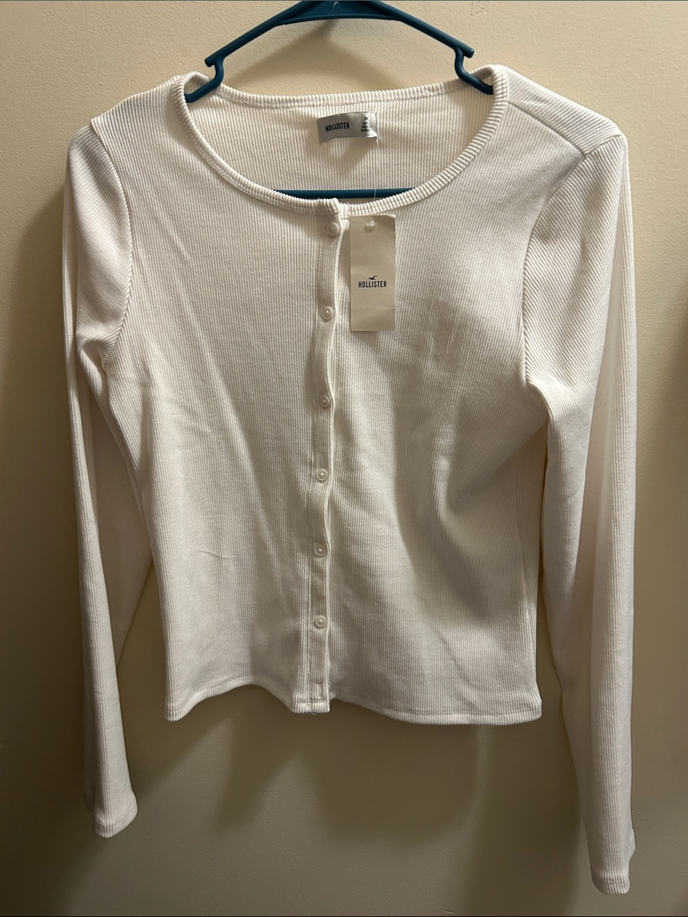 Hollister White Ribbed Button-Front Long Sleeve Top
